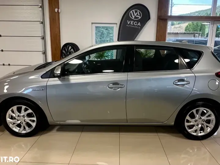 Toyota Auris II