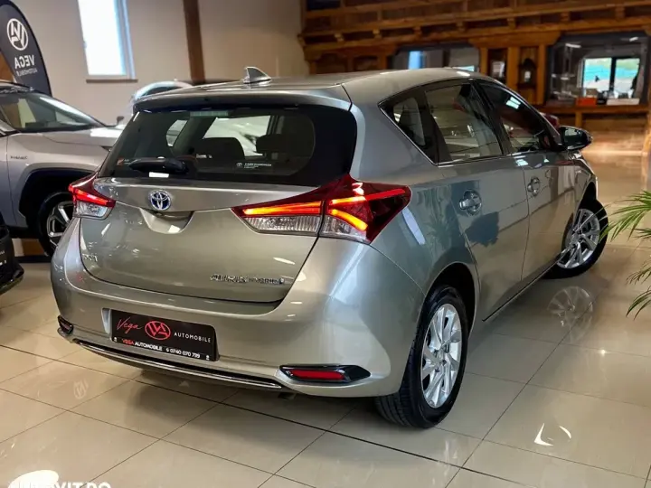 Toyota Auris II