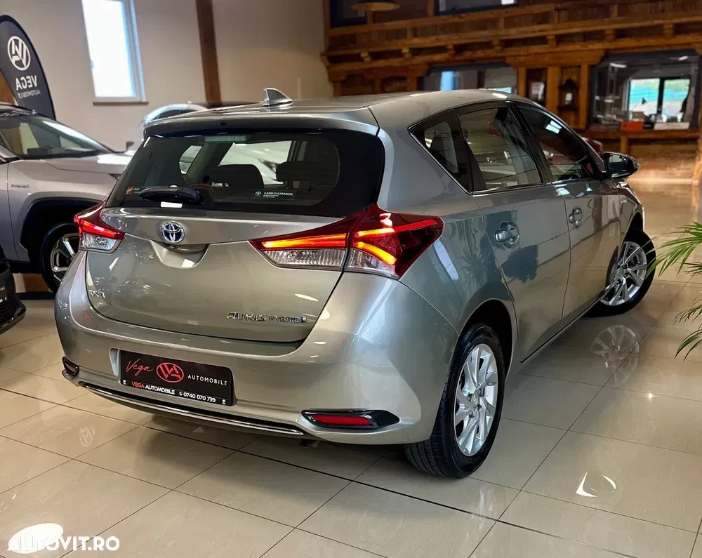 Toyota Auris II — imagine 4