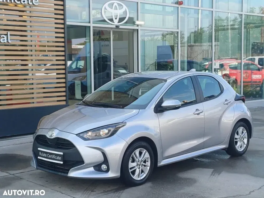 Toyota Yaris 1.5 MT Dynamic — imagine 2