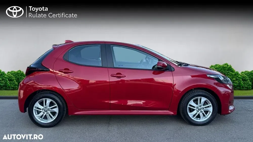 Toyota Yaris 1.5 L Dynamic — imagine 6