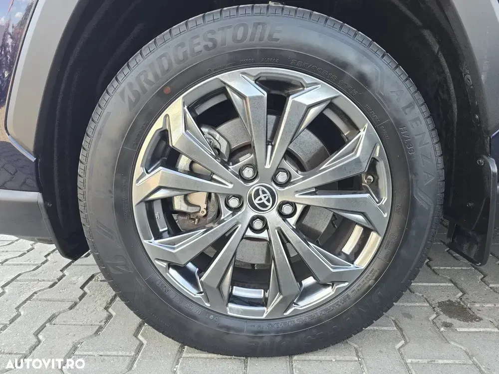 Toyota RAV4 V — imagine 6