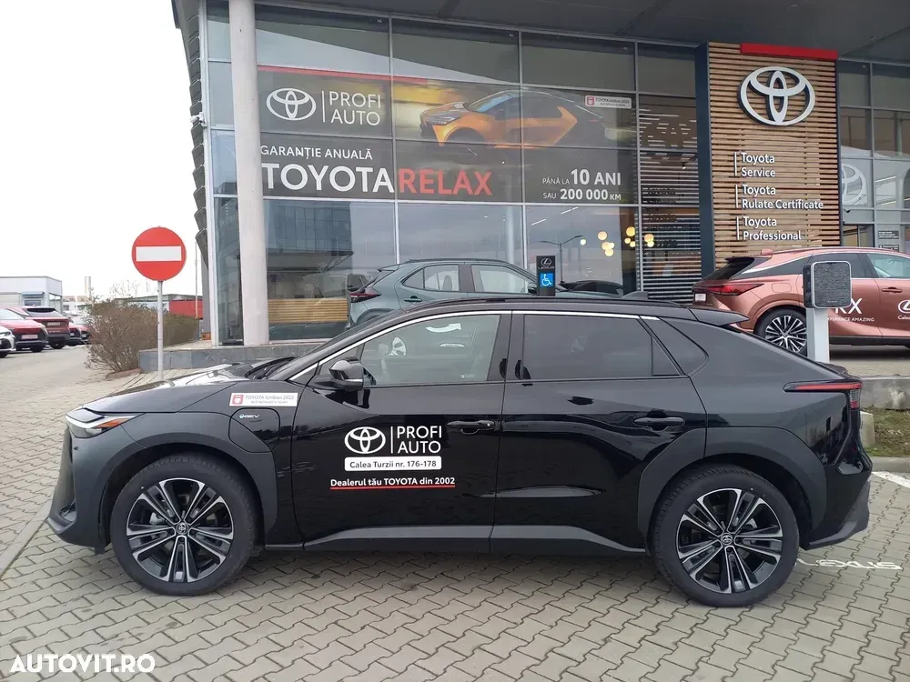 Toyota BZ4X — imagine 3