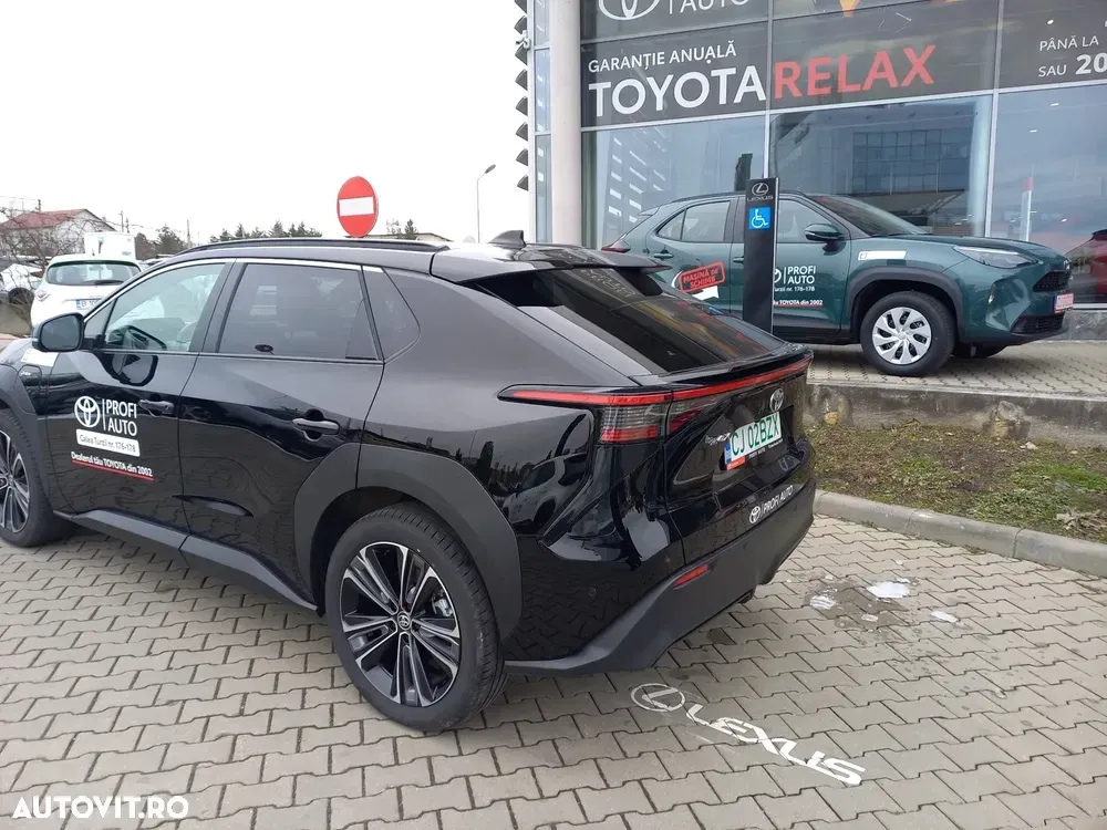 Toyota BZ4X — imagine 4