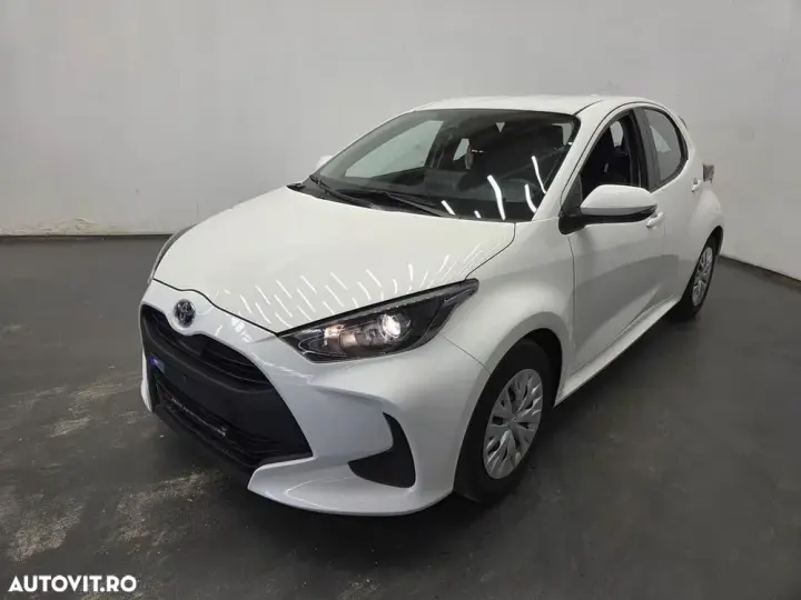 Toyota Yaris 1.5 VVT-i HSD Exclusive Style