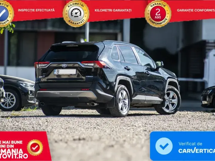Toyota RAV4 V