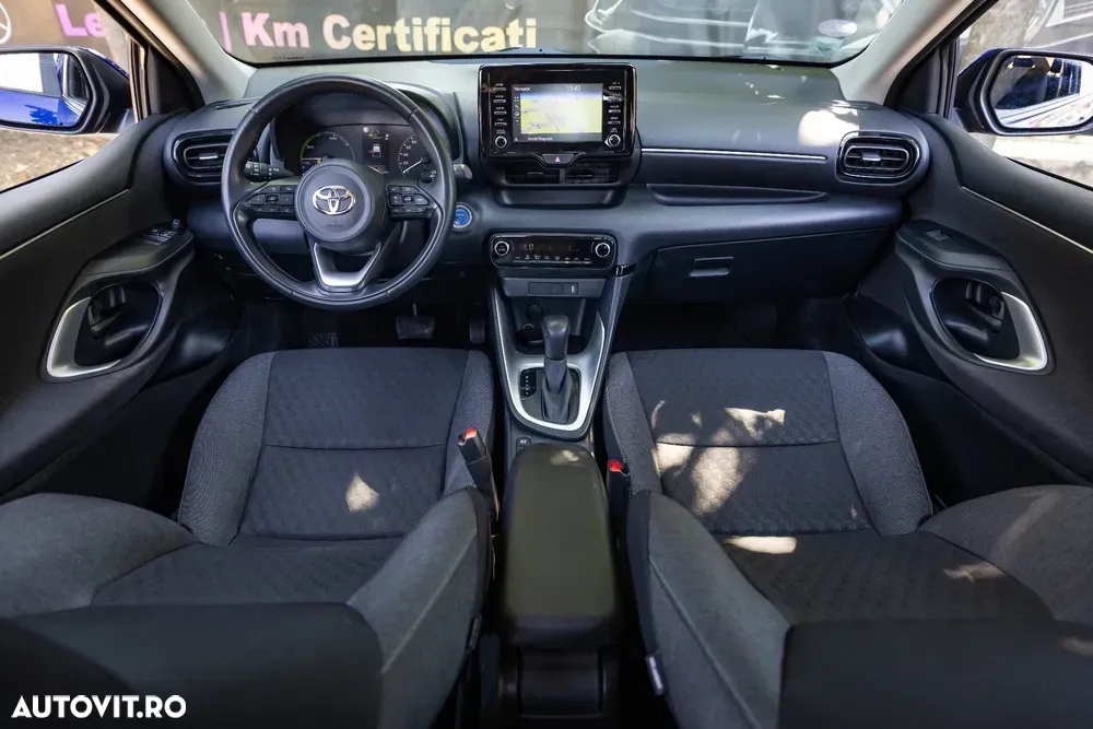 Toyota Yaris 1.5 VVT-i HSD Exclusive Style — imagine 2