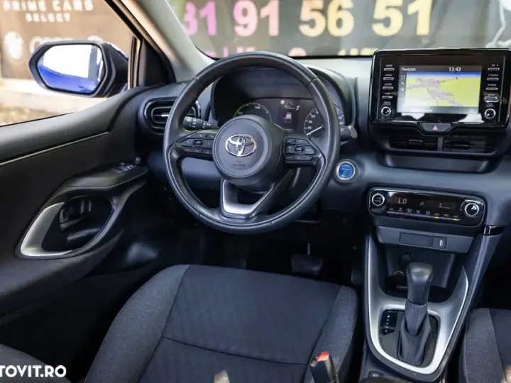 Toyota Yaris 1.5 VVT-i HSD Exclusive Style