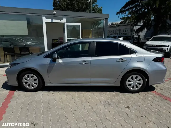 Toyota Corolla Sedan 1.5 TNGA MT Business