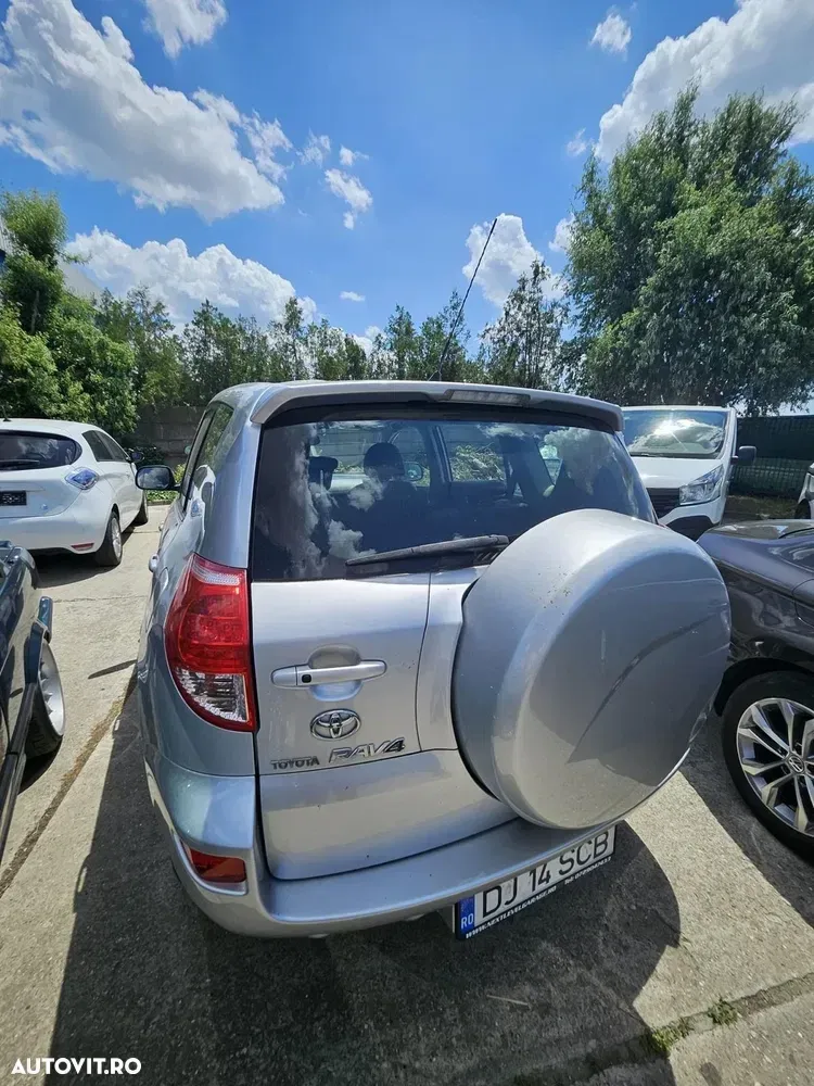 Toyota RAV4 III 2.0 Aut Executive — imagine 3