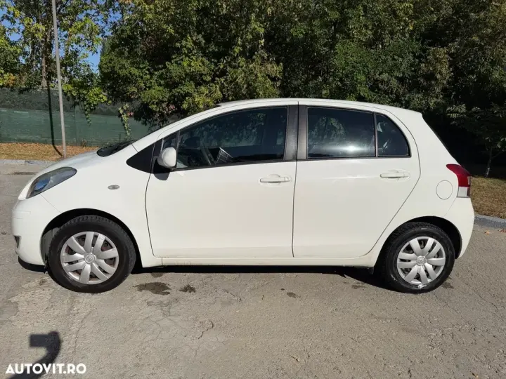 Toyota Yaris 1.0 VVT-i Terra