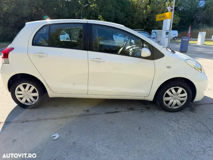 Toyota Yaris 1.0 VVT-i Terra