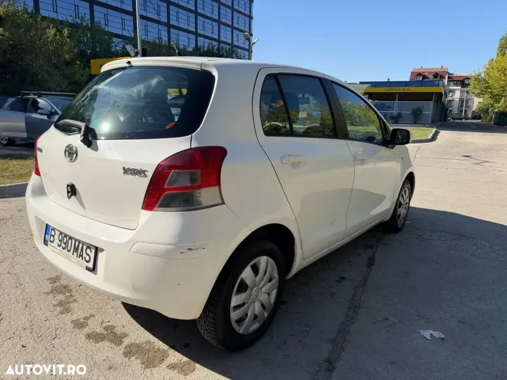 Toyota Yaris 1.0 VVT-i Terra