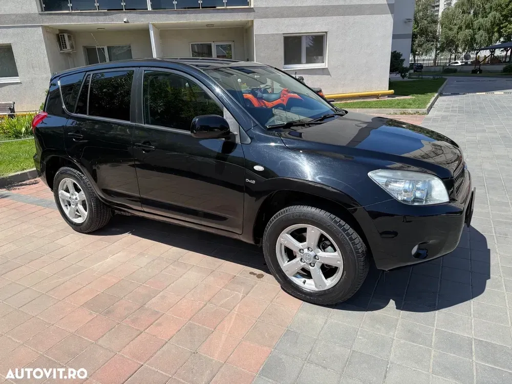 Toyota RAV4 III 2.2 D-4D Executive — imagine 4