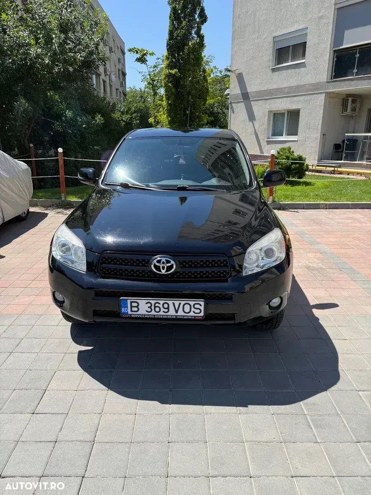 Toyota RAV4 III 2.2 D-4D Executive — imagine 3