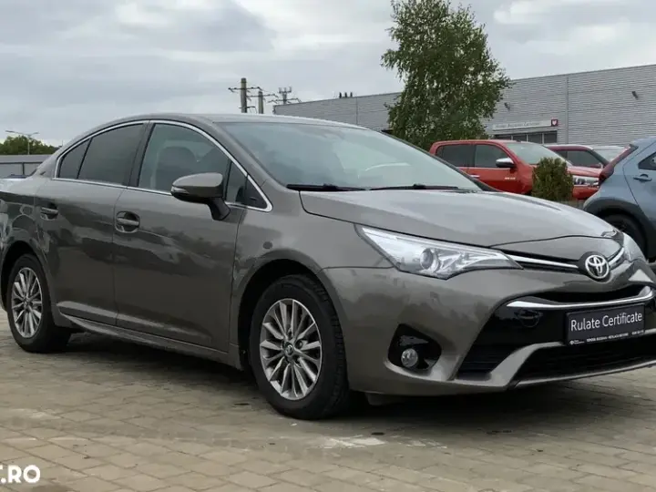 Toyota Avensis 1.8 Comfort