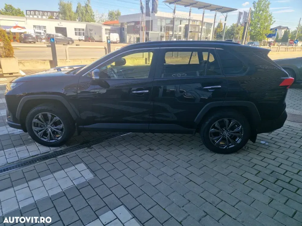 Toyota RAV4 2.5 VVT-iE 4x4 Luxury — imagine 5