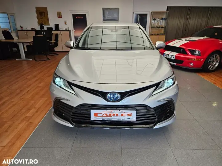 Toyota Camry VIII 2.5 Business
