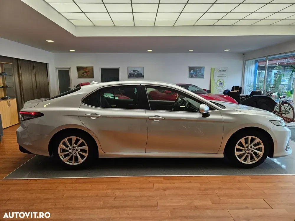 Toyota Camry VIII 2.5 Business — imagine 4