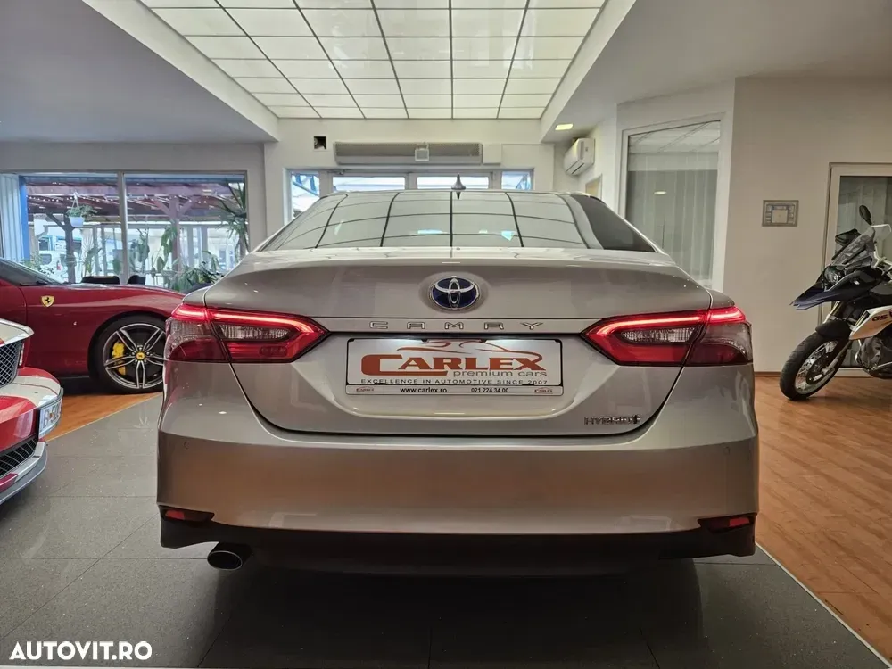 Toyota Camry VIII 2.5 Business — imagine 6