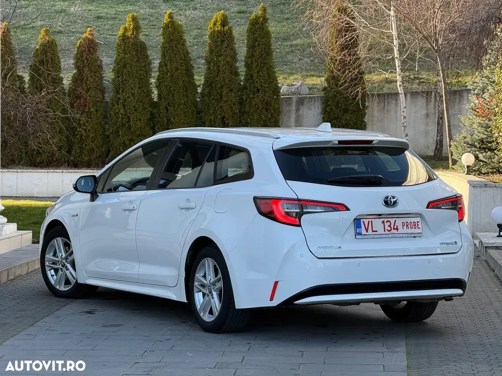 Toyota Corolla 1.8 Business Edition — imagine 3