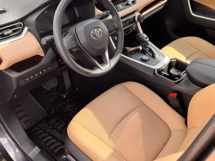 Toyota RAV4 V 2.5 VVT-iE 4x4 Luxury Premium