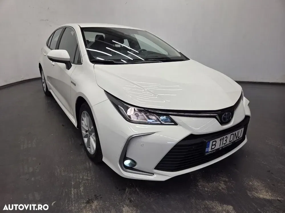 Toyota Corolla 1.8 HSD Dynamic — imagine 2