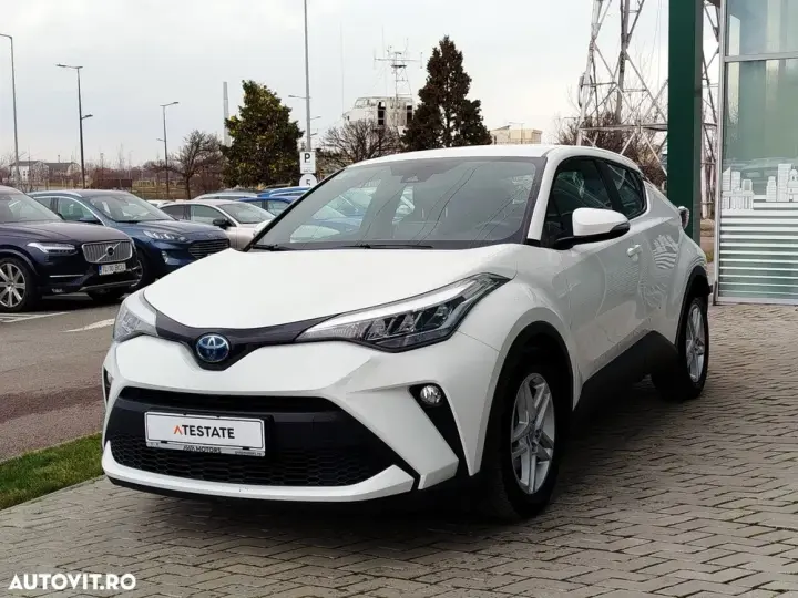Toyota C-HR 1.8 HSD 4x2 CVT C-enter
