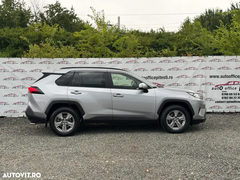 Toyota RAV4 — imagine 4