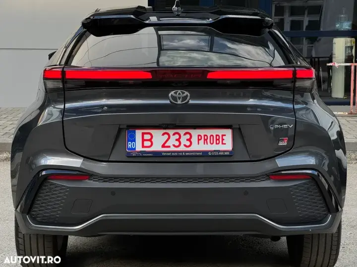 Toyota C-HR 2.0 PHEV 223 CP 4x2 CVT GR SPORT