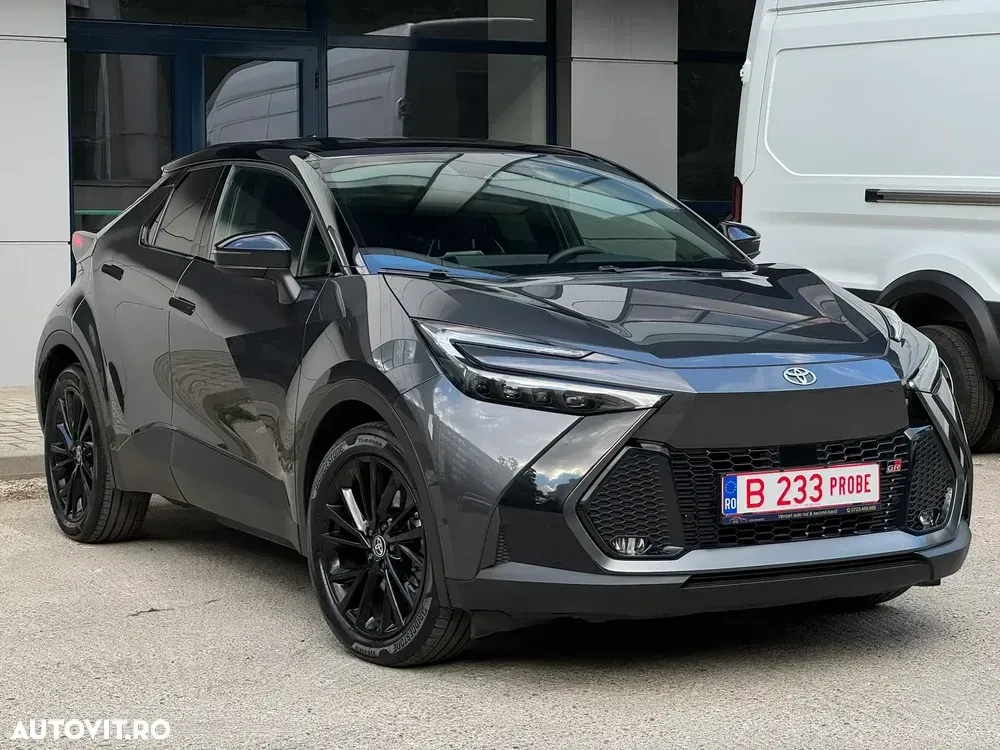 Toyota C-HR 2.0 PHEV 223 CP 4x2 CVT GR SPORT — imagine 3