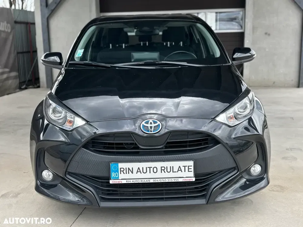 Toyota Yaris 1.5 VVT-i HSD Dynamic — imagine 2