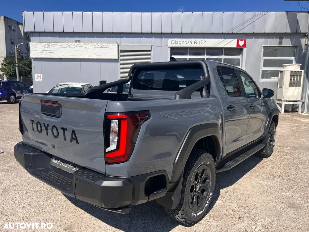 Toyota Hilux VIII — imagine 4