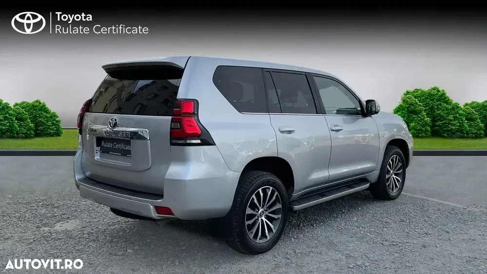 Toyota Land Cruiser 2.8l Turbo D-4D A/T AVS 5 locuri Luxury — imagine 5
