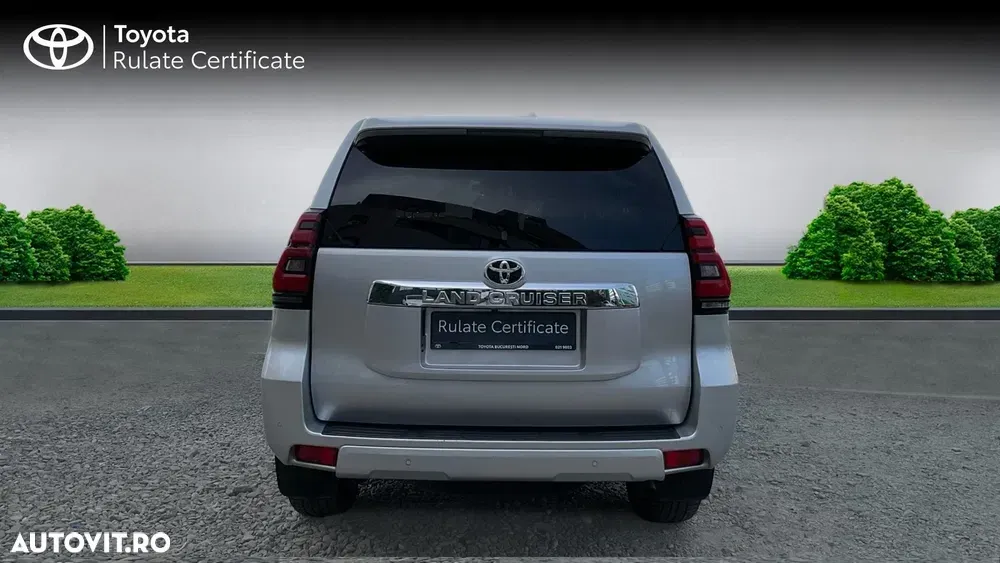 Toyota Land Cruiser 2.8l Turbo D-4D A/T AVS 5 locuri Luxury — imagine 4