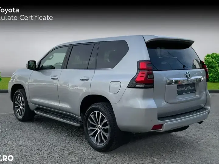 Toyota Land Cruiser 2.8l Turbo D-4D A/T AVS 5 locuri Luxury