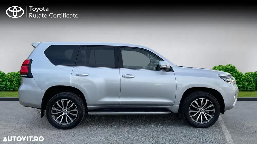 Toyota Land Cruiser 2.8l Turbo D-4D A/T AVS 5 locuri Luxury — imagine 6