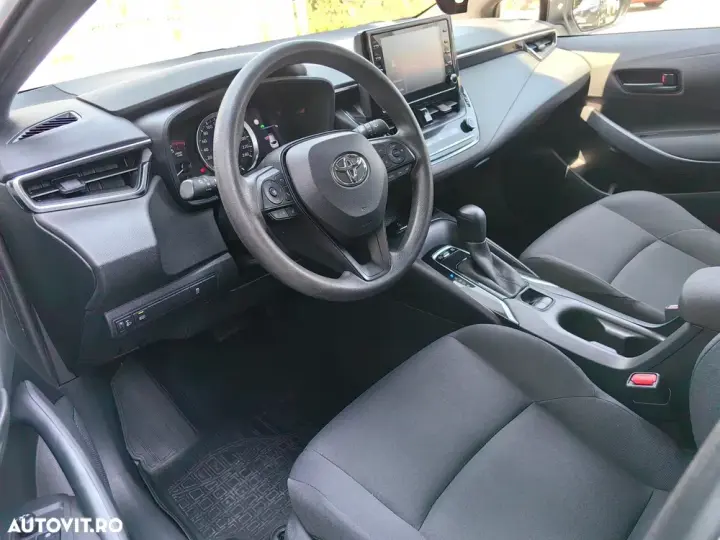 Toyota Corolla 1.8 HSD Business