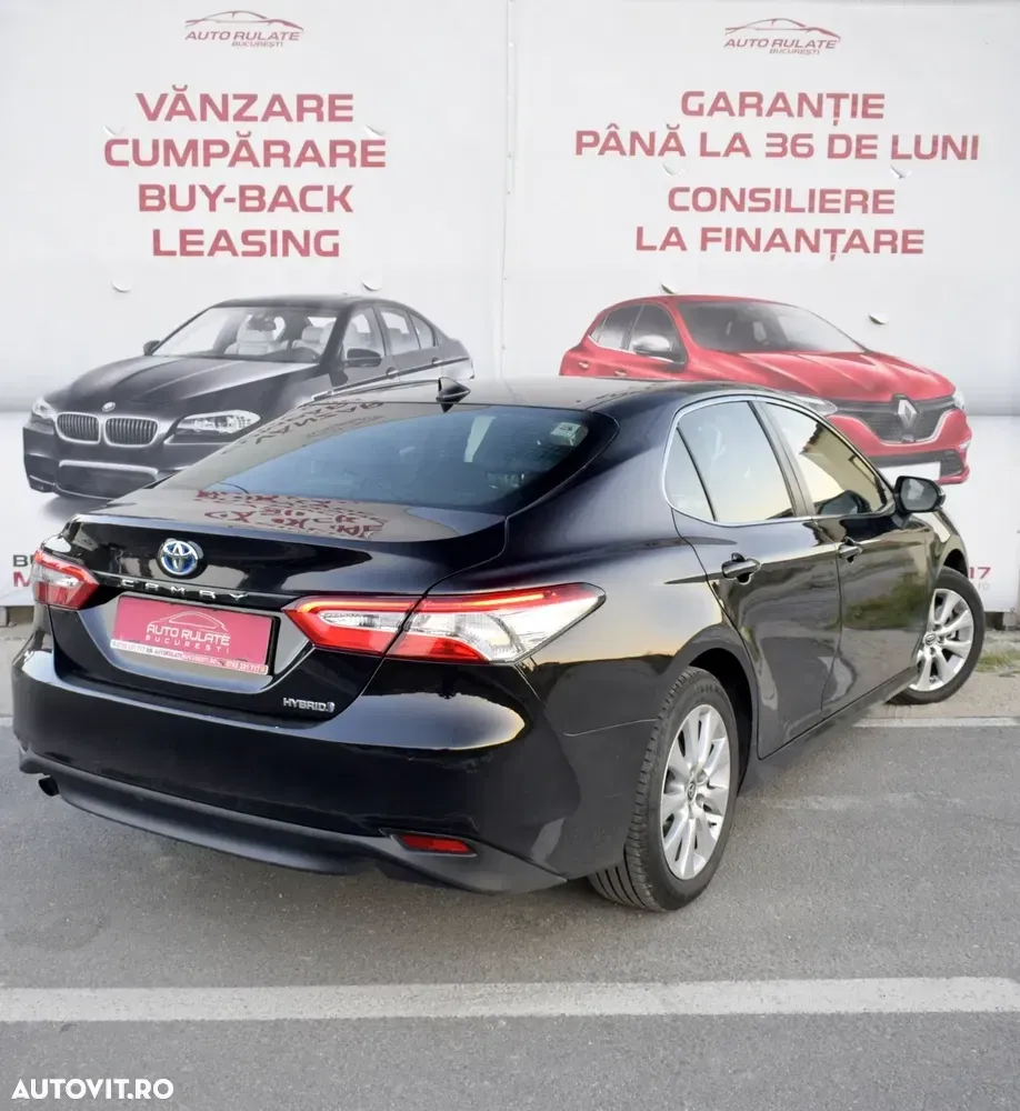 Toyota Camry VIII Business Edition — imagine 5