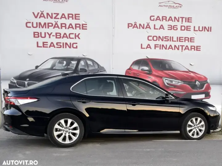 Toyota Camry VIII Business Edition