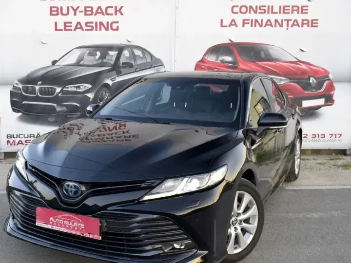 Toyota Camry VIII Business Edition