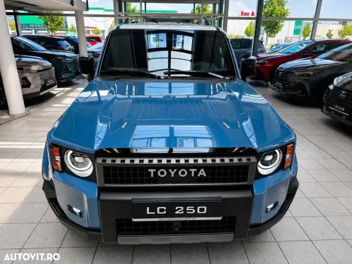 Toyota Land Cruiser 2.8l D-4D 204 CP A/T 7 locuri Executive