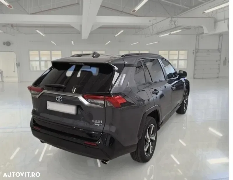 Toyota RAV4 V — imagine 2