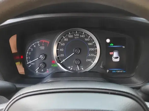 Toyota Corolla XII 1.8 HSD Business