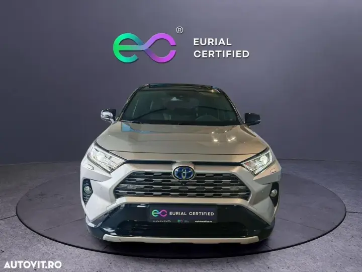 Toyota RAV4 V