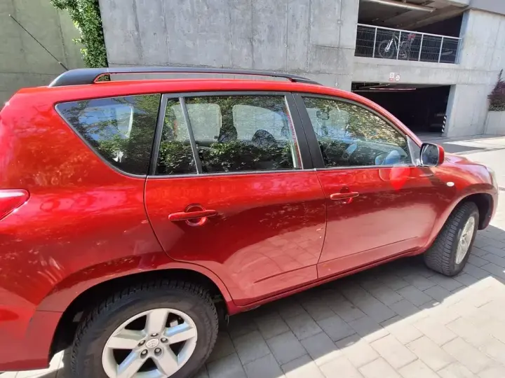 Toyota RAV4 III 2.0 Aut Sol