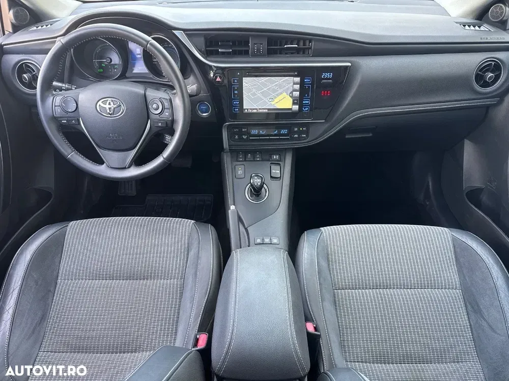 Toyota Auris II 1.8 L VVT-i HSD Sol + — imagine 5