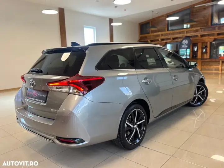 Toyota Auris II 1.8 VVT-i Automatik Team Deutschland