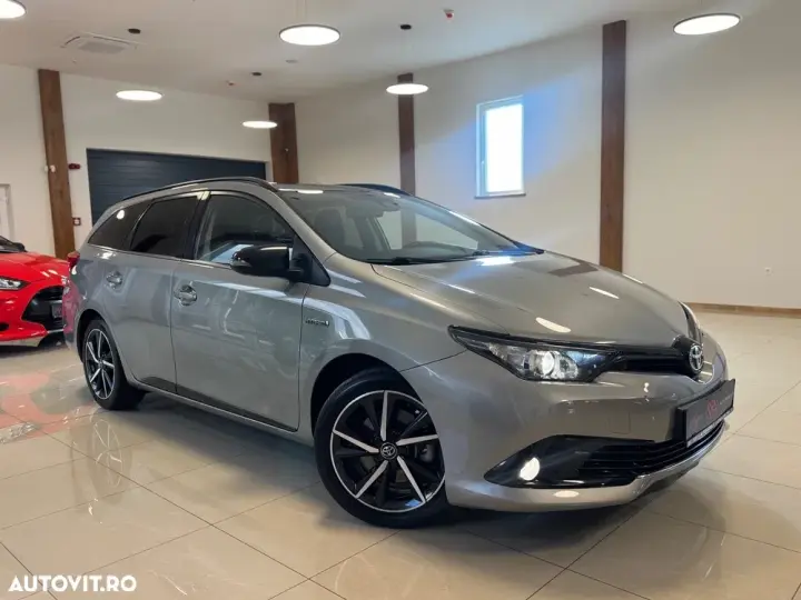 Toyota Auris II 1.8 VVT-i Automatik Team Deutschland