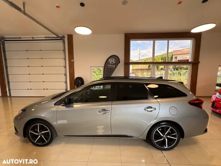 Toyota Auris II 1.8 VVT-i Automatik Team Deutschland